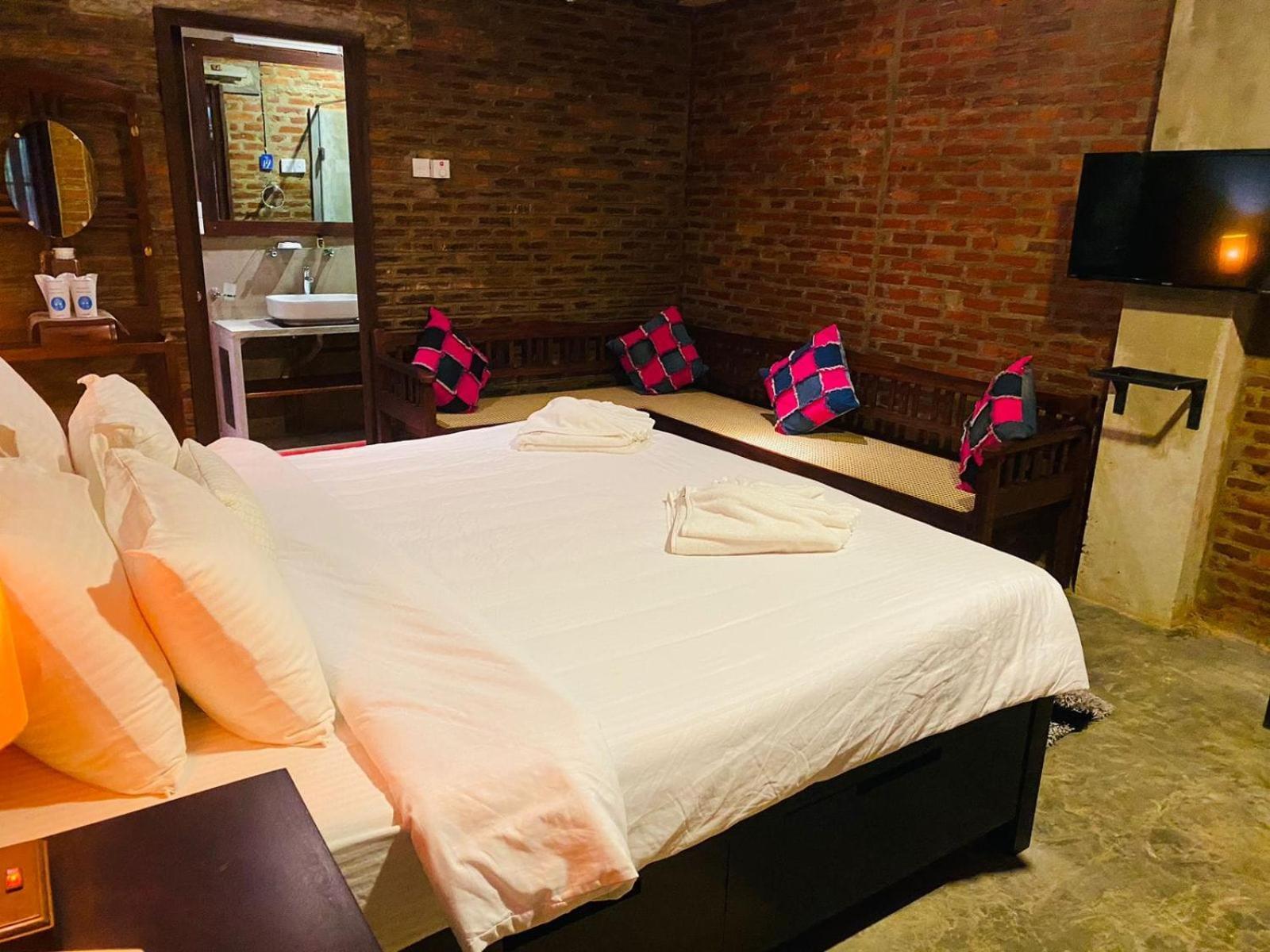 Aayu Hanthana Boutique Hotel Канди Экстерьер фото